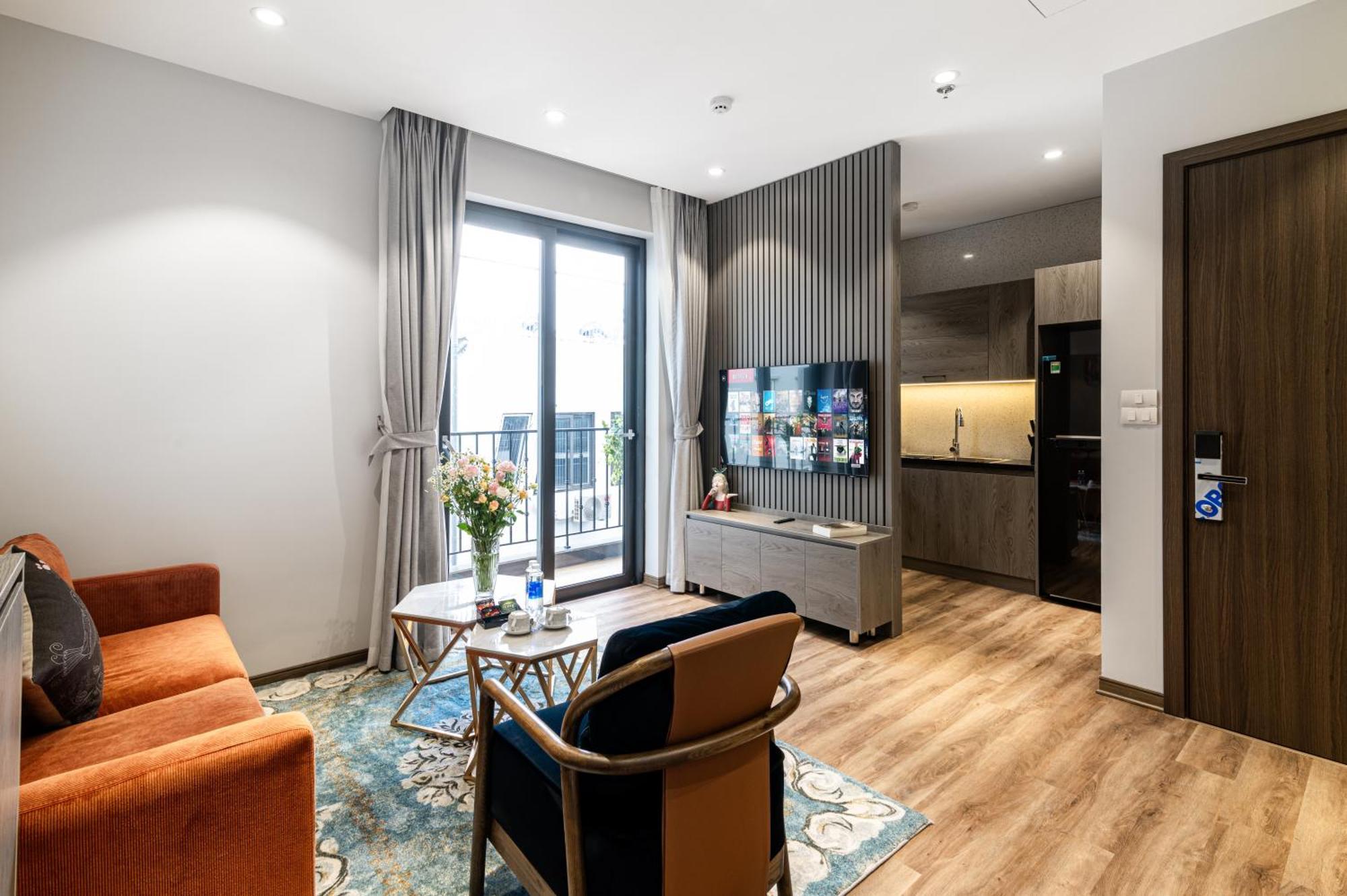 Luxe Paradise Suites Hotel To Ngoc Van Ханой Екстер'єр фото