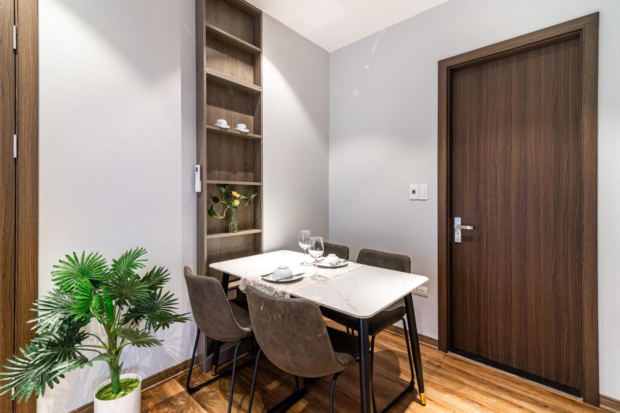 Luxe Paradise Suites Hotel To Ngoc Van Ханой Екстер'єр фото